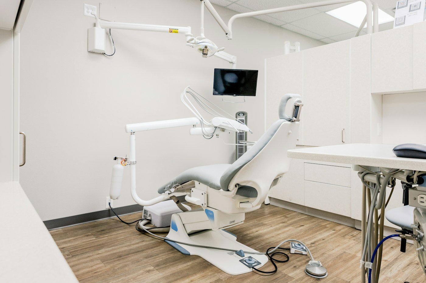 Bright, modern dental treatment room